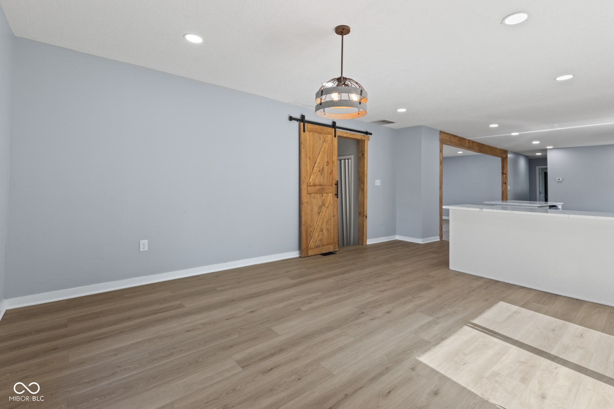 4305 Five Points Road Indianapolis, IN 46239 - Photo 23 of 70