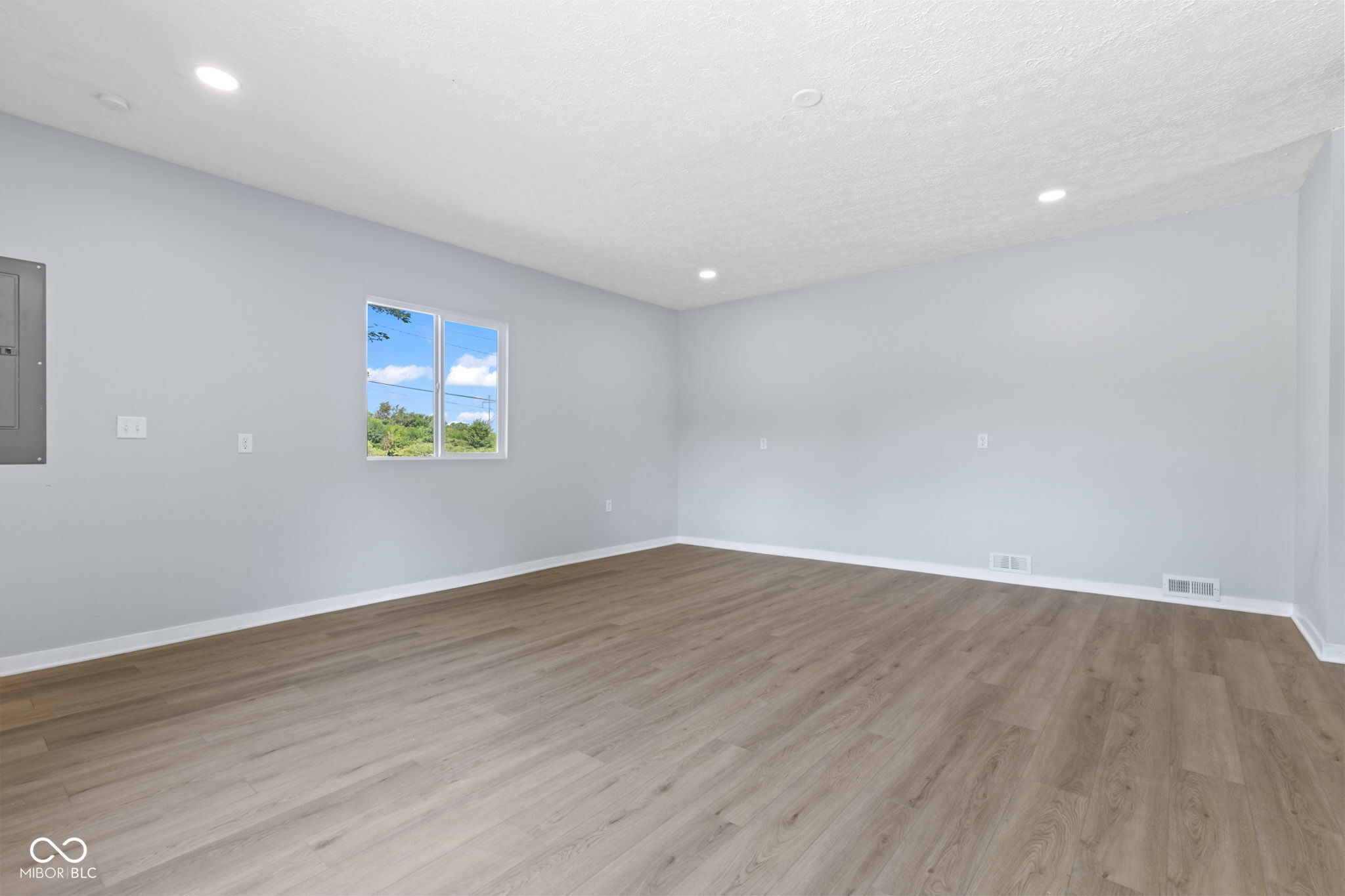 4305 Five Points Road Indianapolis, IN 46239 - Photo 27 of 70