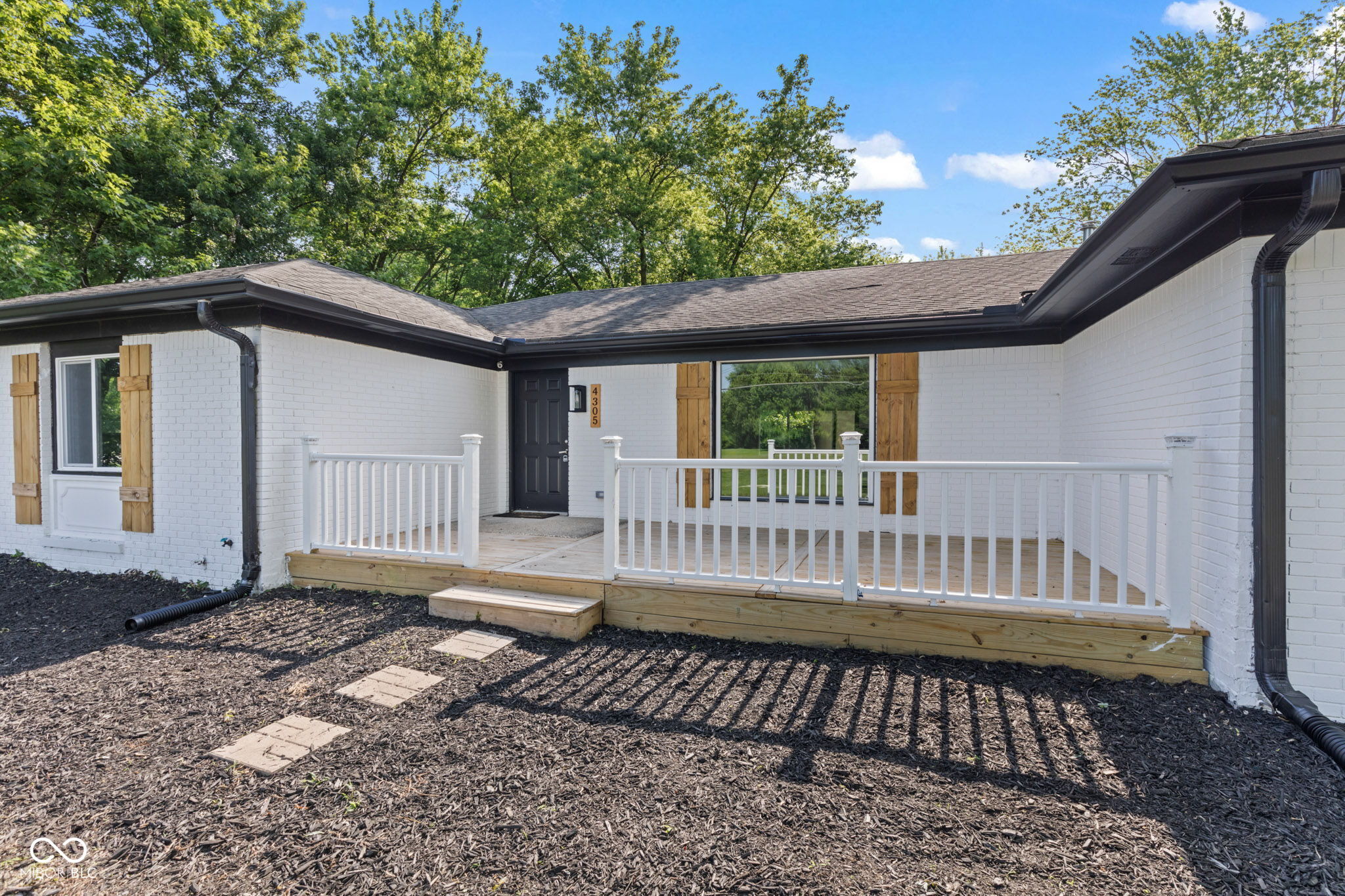 4305 Five Points Road Indianapolis, IN 46239 - Photo 5 of 70