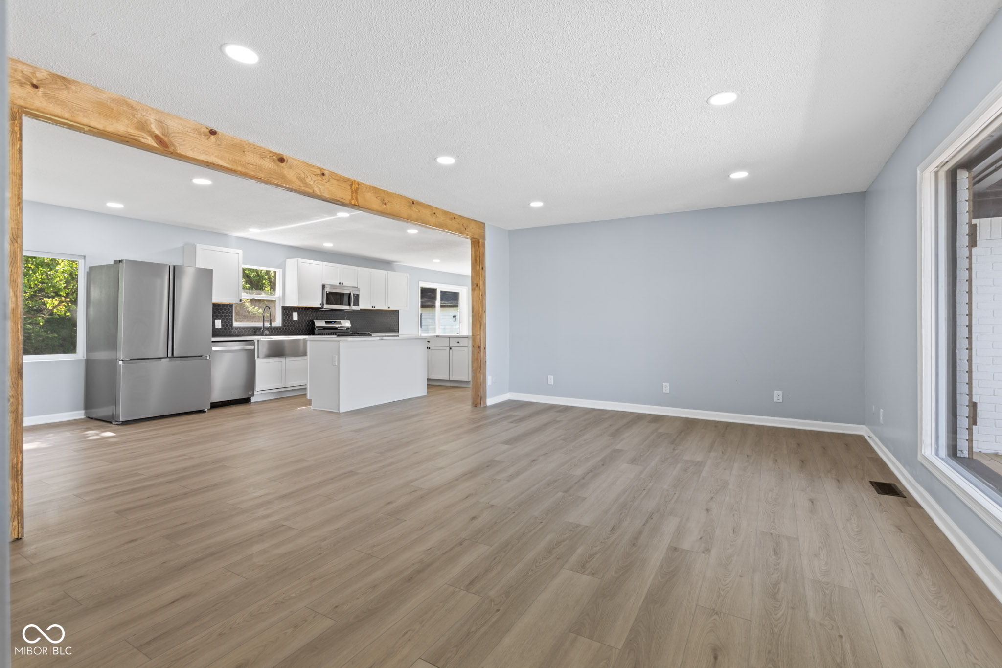 4305 Five Points Road Indianapolis, IN 46239 - Photo 9 of 70