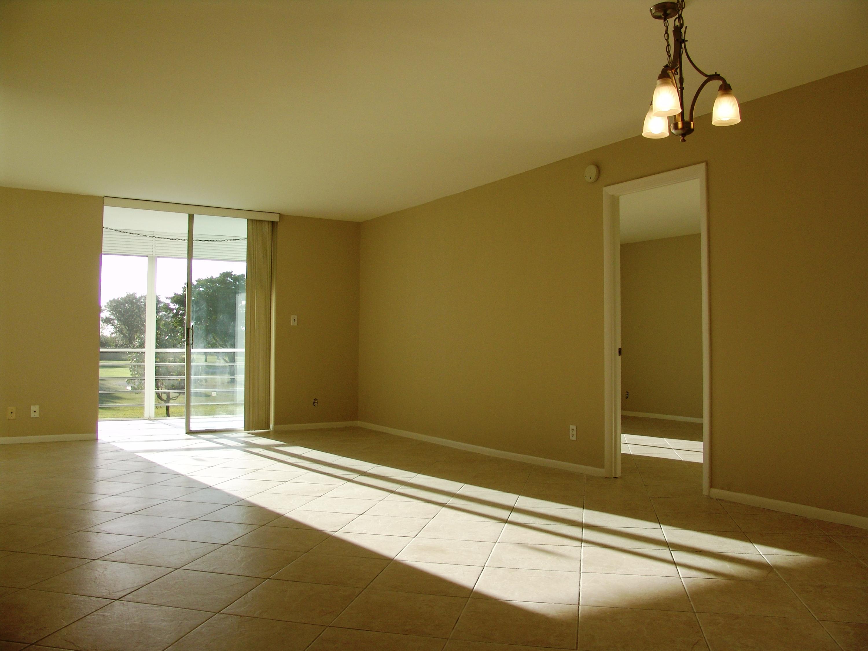 5301 Northwest 2nd Avenue, Unit 206 Boca Raton, FL 33487 - Photo 2 of 14 DSC04798