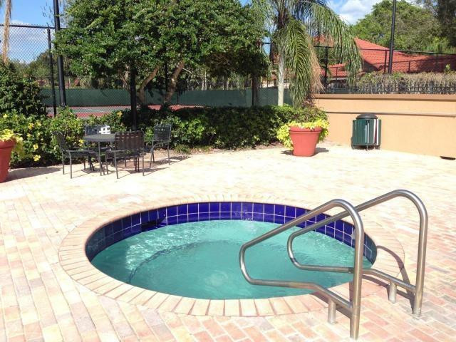 8062 Severn Drive Boca Raton, FL 33433 - Photo 5 of 50 Photo 5