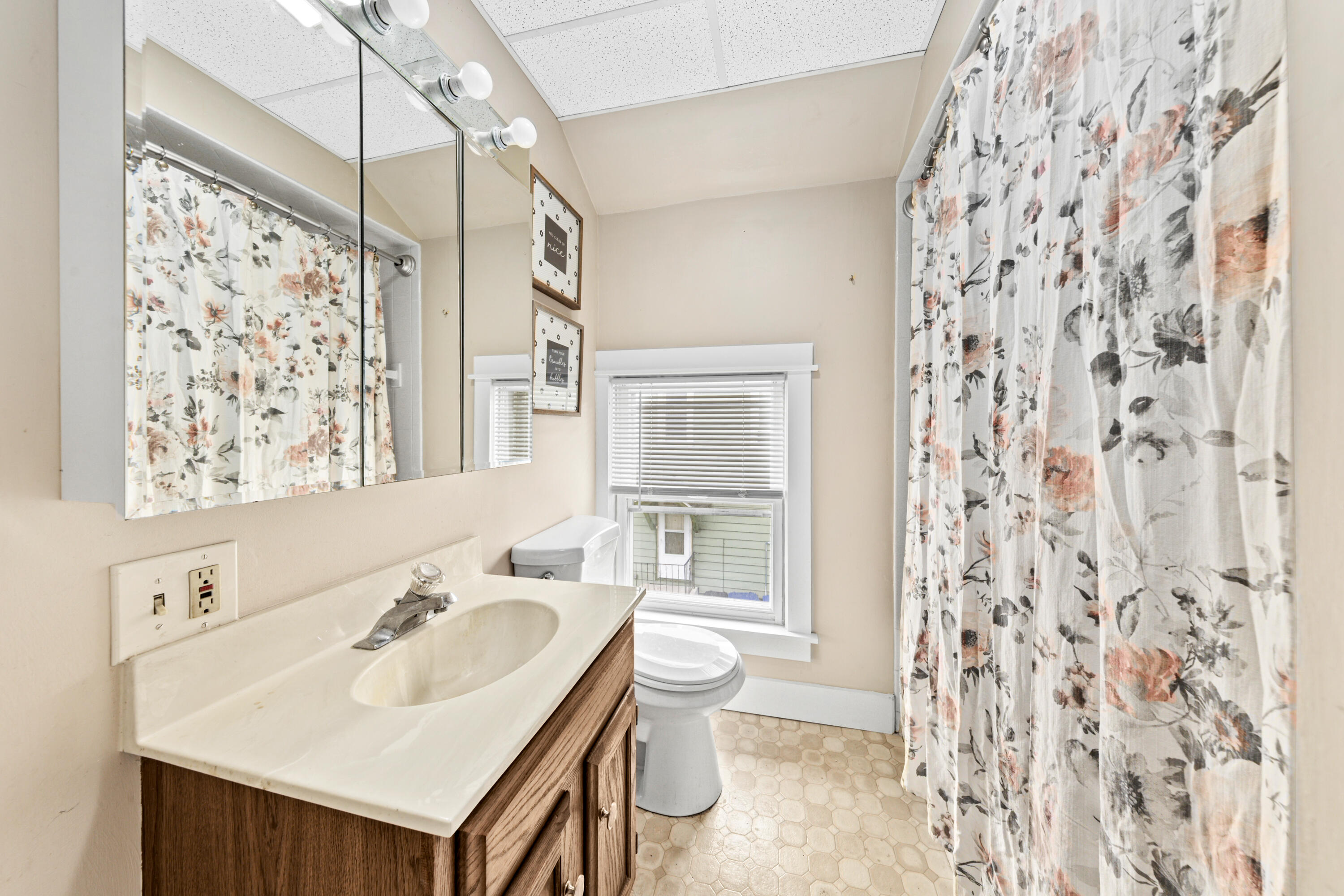 122 Mill Street Oshkosh, WI 54901 - Photo 19 of 19 19