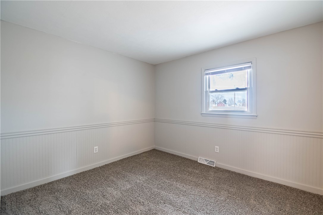 217 East Elwin Road Decatur, IL 62521 - Photo 11 of 23 Gallery Image 11
