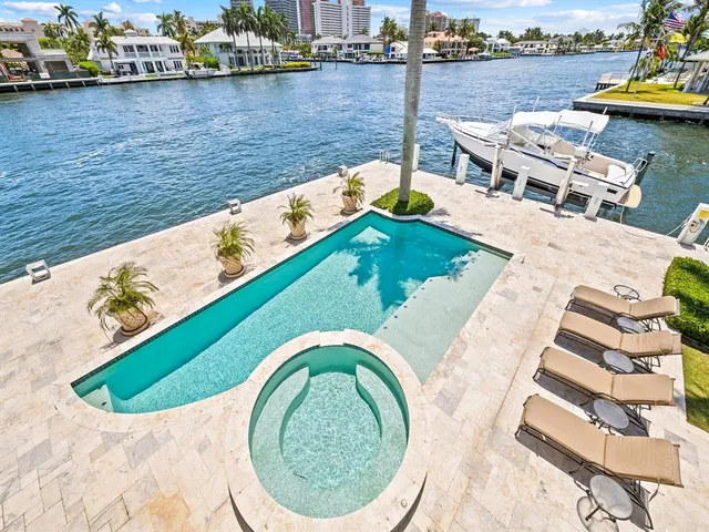 $8,800,000 | 2898 Northeast 26th Street, Fort Lauderdale, FL 33305
