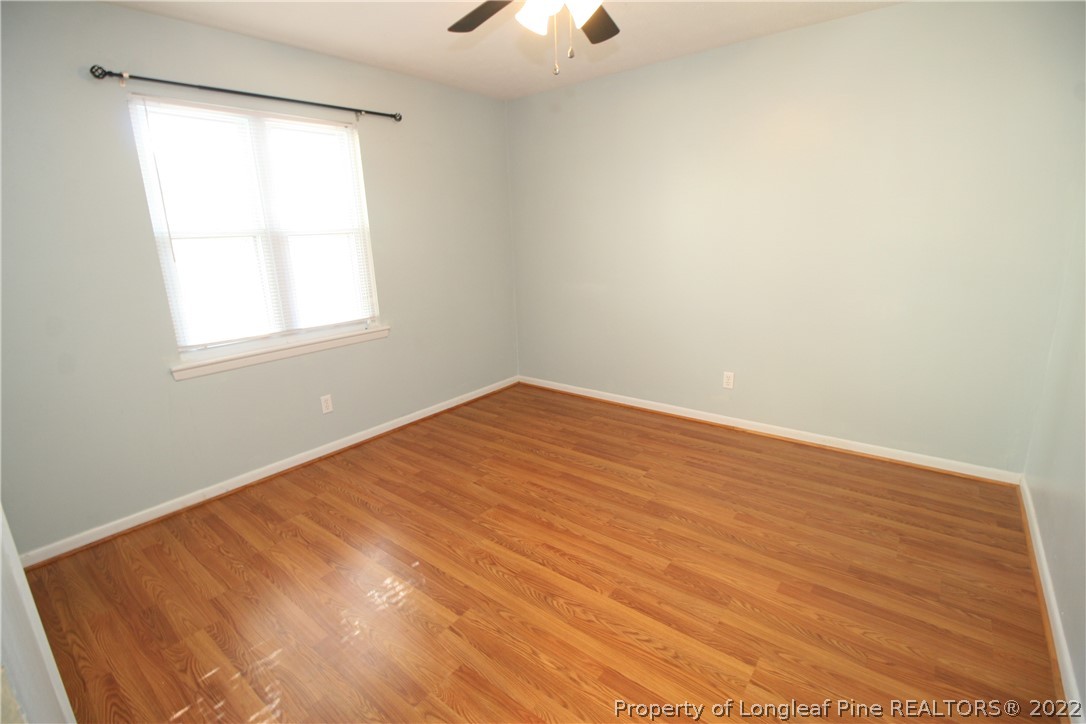 6241 Stoney Point Loop Fayetteville, NC 28306 - Photo 26 of 40 an empty room with a window