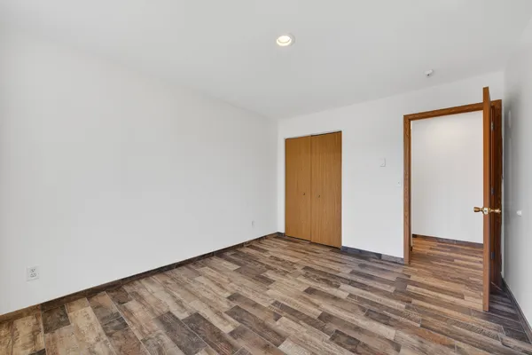 $1,300 | 1140 Ohio Court, Aurora, IL 60505