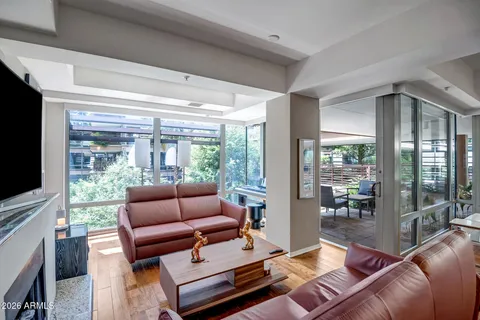 $695,000 | 7151 East Rancho Vista Drive, Unit 3005, Scottsdale, AZ 85251