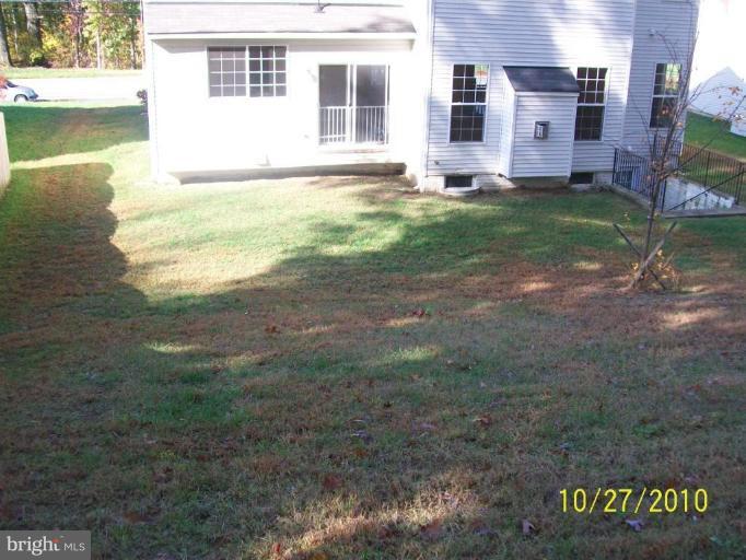 12026 Fort Washington Road Fort Washington, MD 20744 - Photo 2 of 9 Back yard