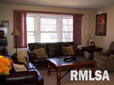 1018 Bluff Heights Road Clinton, IA 52732 - Photo 2 of 10 Gallery Image 2