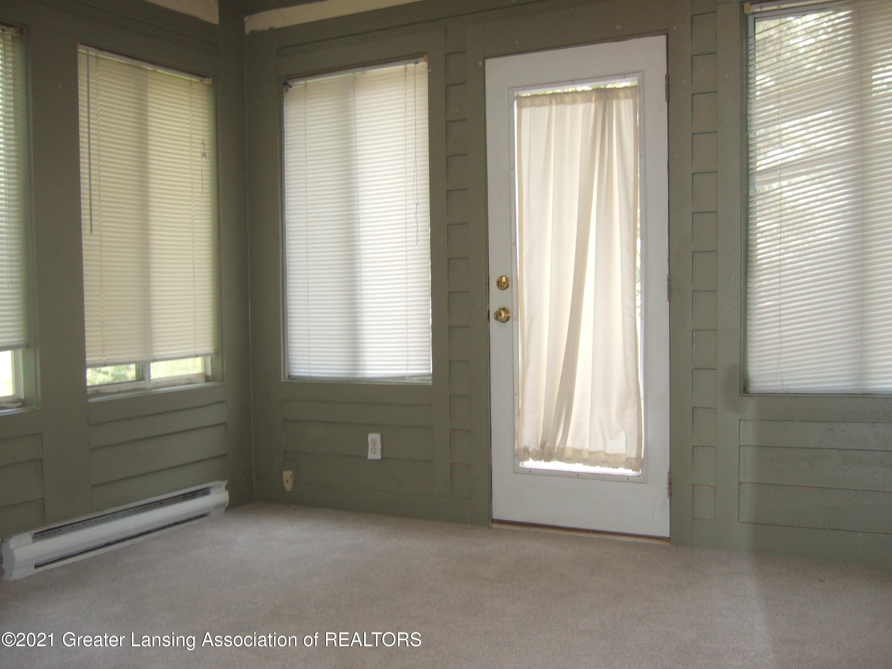 47 East Newman Road Williamston, MI 48895 - Photo 15 of 51 4 Season Room