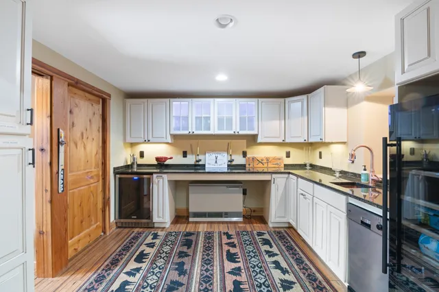 $898,000 | 41 Two Brook Drive, Wilmington, VT 05363