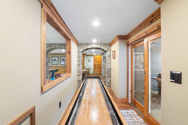 $898,000 | 41 Two Brook Drive, Wilmington, VT 05363