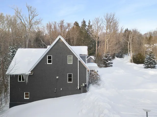 $898,000 | 41 Two Brook Drive, Wilmington, VT 05363