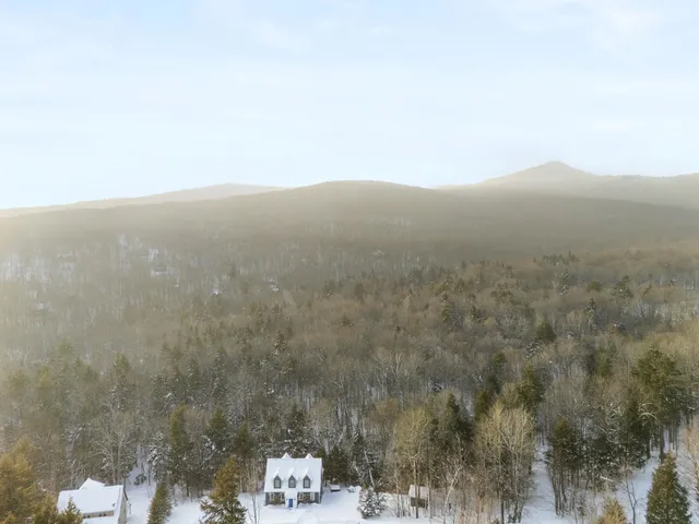 $898,000 | 41 Two Brook Drive, Wilmington, VT 05363