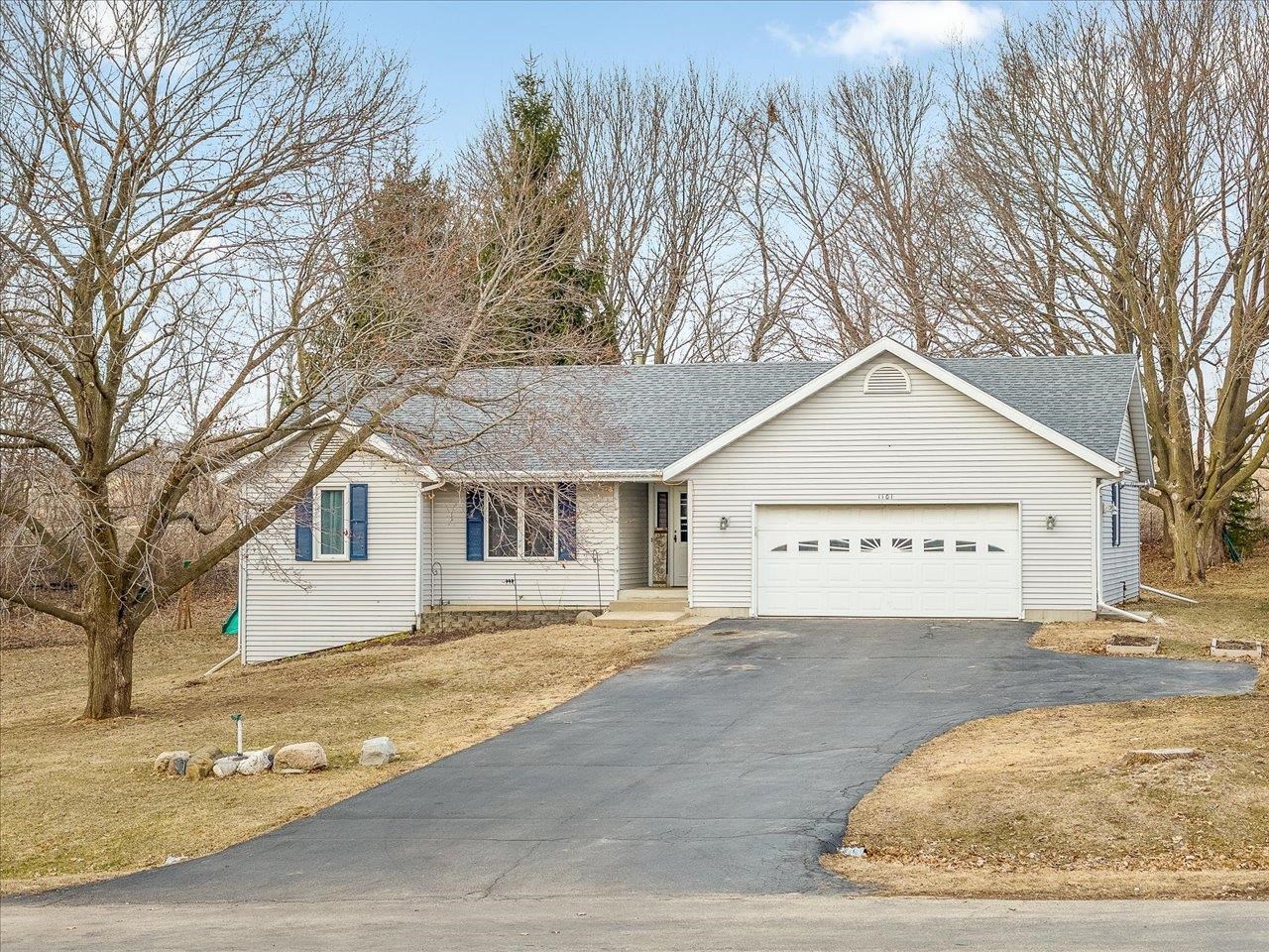 1101 Drexel Road Lake Summerset, IL 61019 - Photo 1 of 34