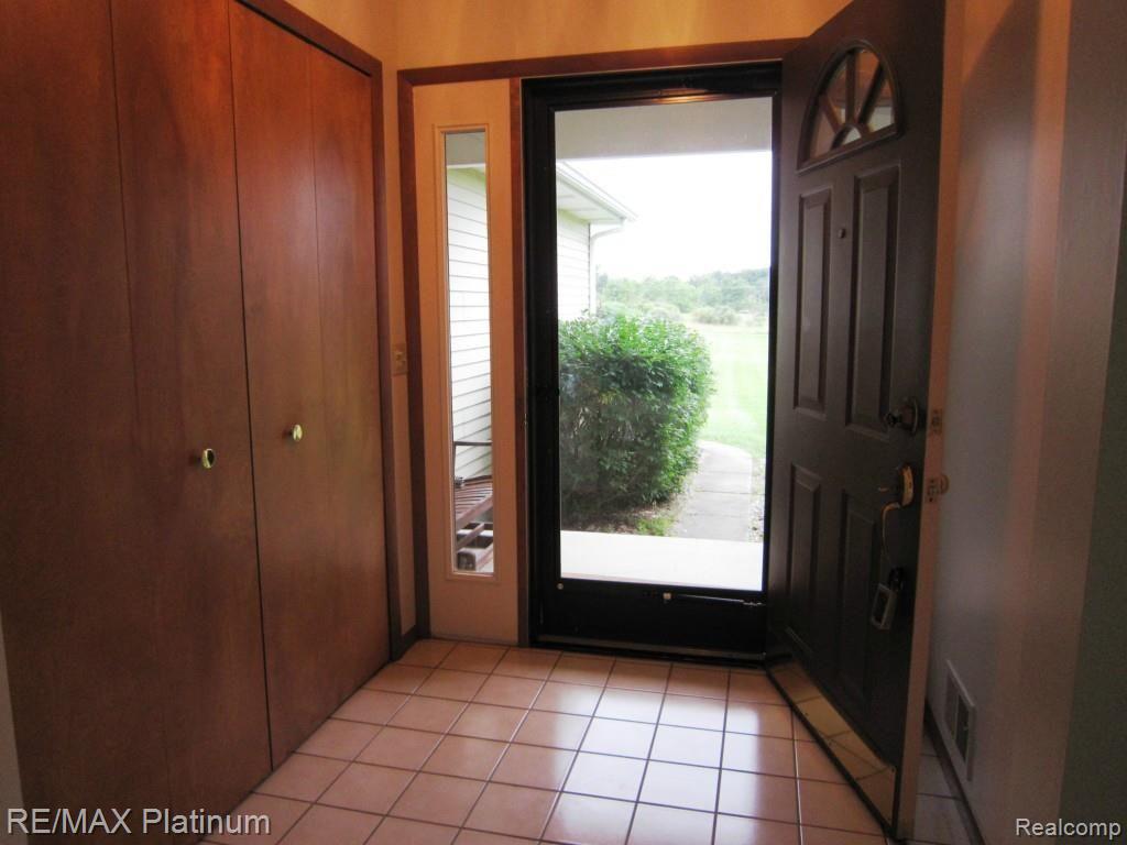 3717 Innisfree Road Howell, MI 48855 - Photo 19 of 27 IMG_4378.jpg