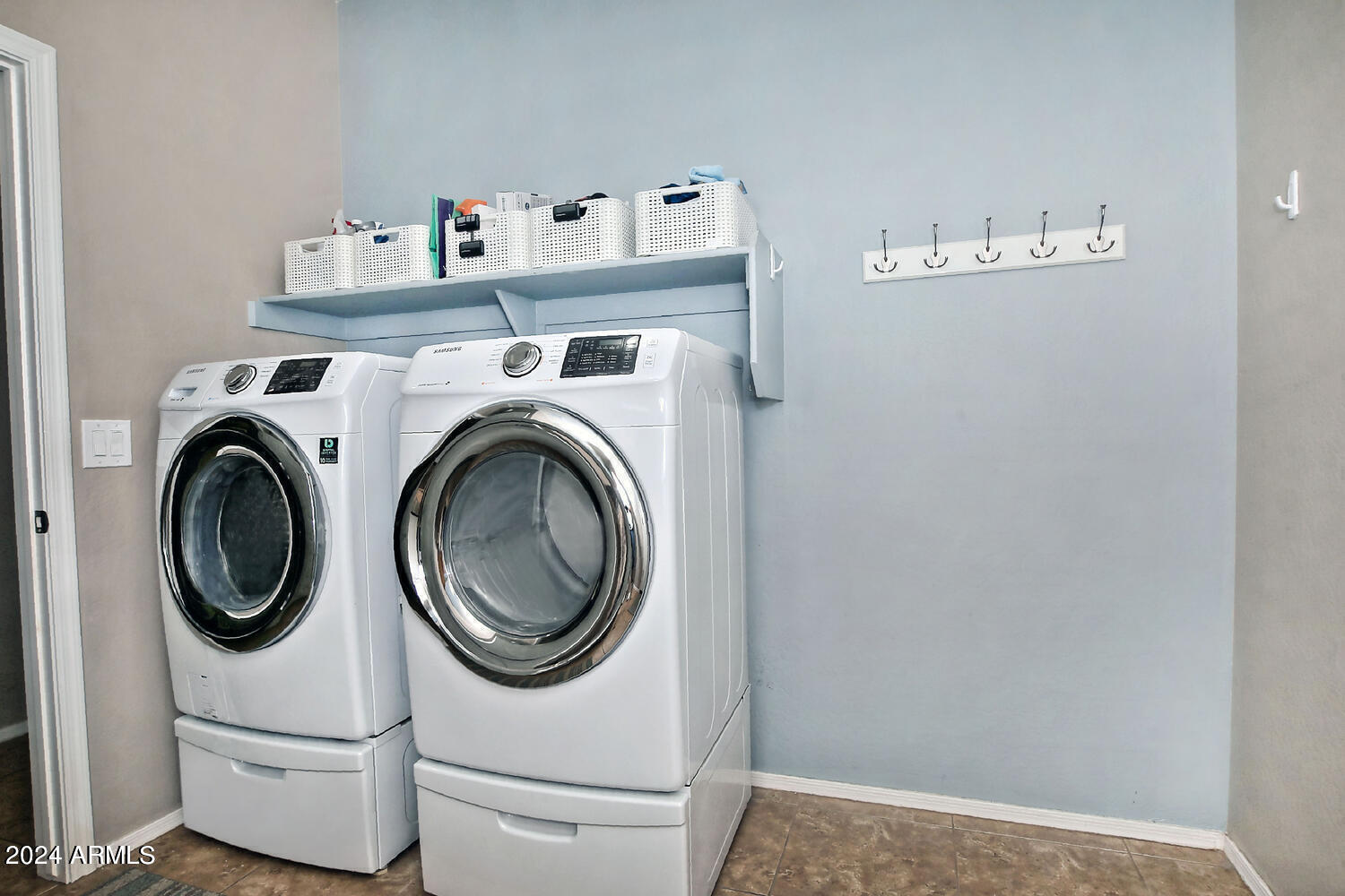 4394 North Hummingbird Drive Florence, AZ 85132 - Photo 24 of 32 a utility room with dryer and washer