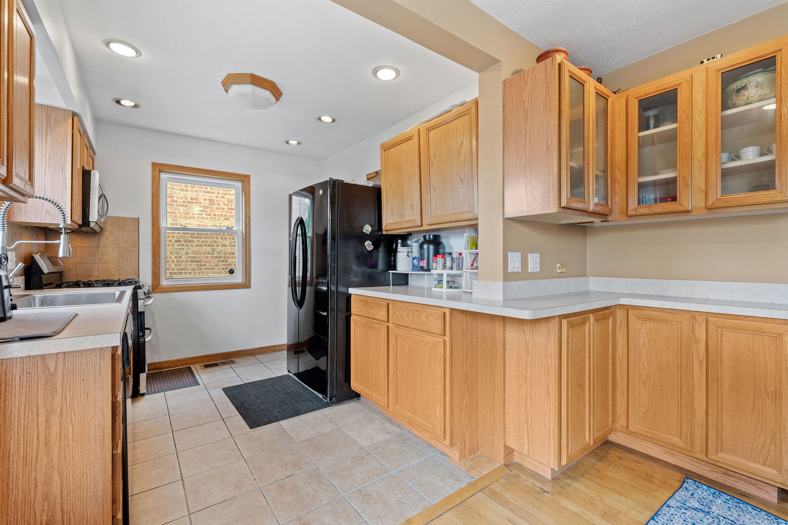 7217 West 57th Street Summit, IL 60501 - Photo 6 of 17
