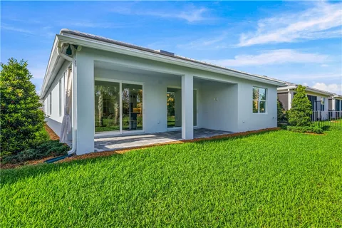 $669,000 | 1161 Haven Circle, Vero Beach, FL 32960