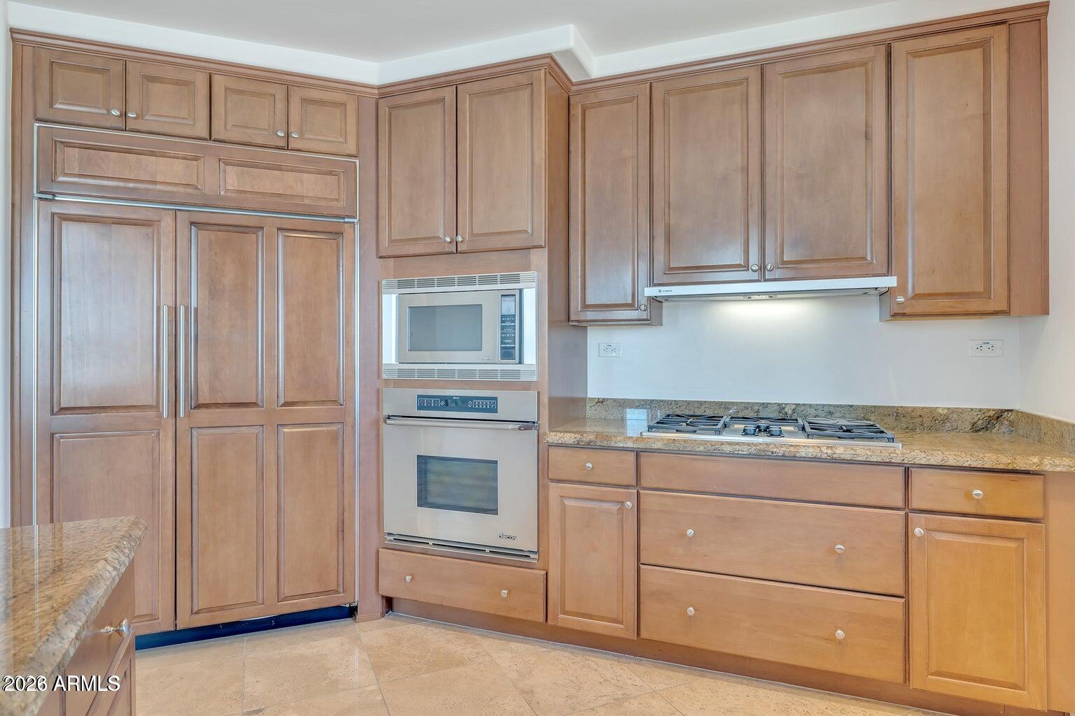 2211 East Camelback Road, Unit 409 Phoenix, AZ 85016 - Photo 15 of 55 34