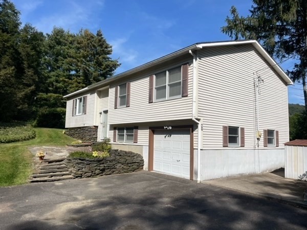 47 River Road South Deerfield, MA 01373 - Photo 3 of 31 Gallery Image 3
