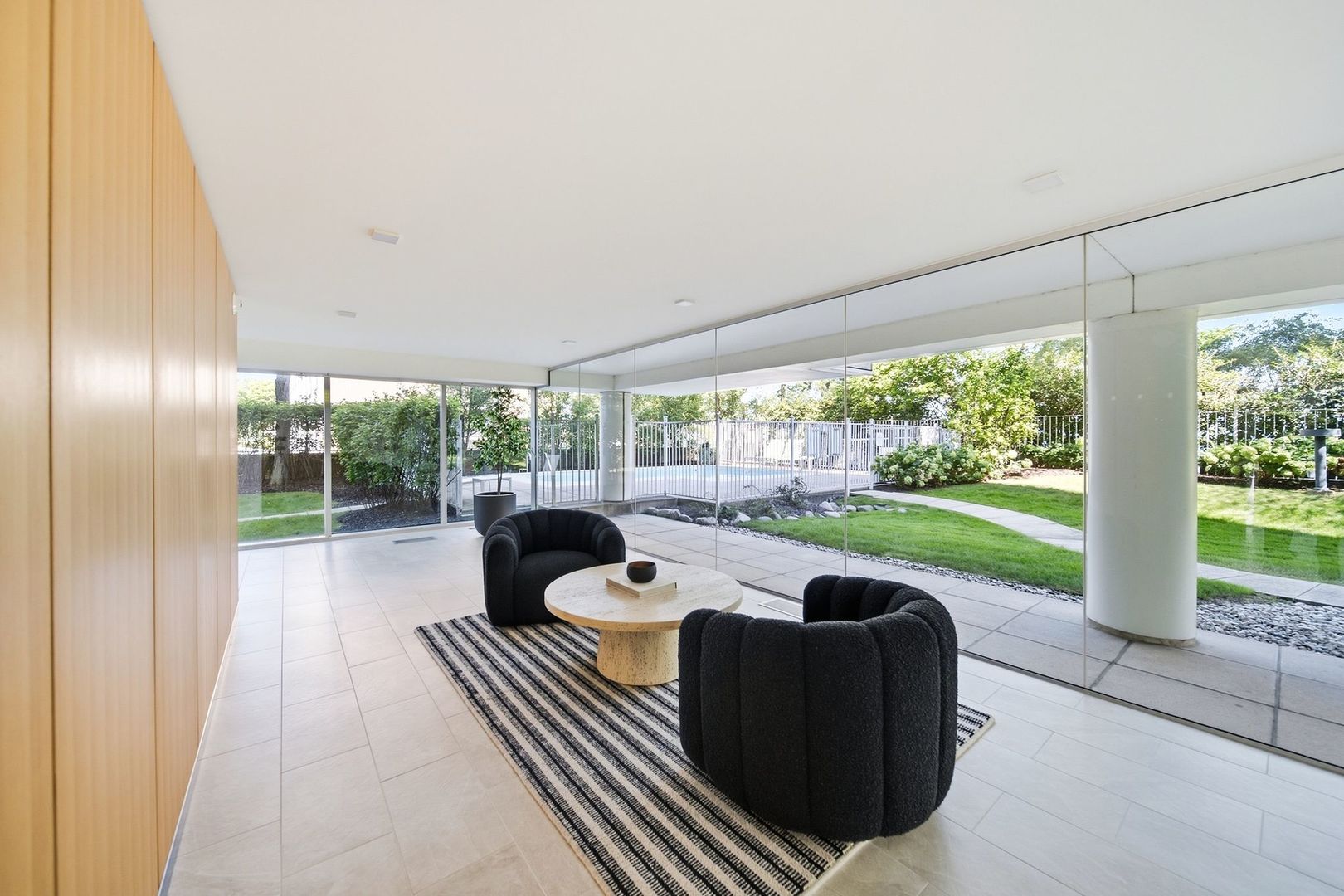 1618 Sheridan Road, Unit 4 Wilmette, IL 60091 - Photo 31 of 33 Gallery Image 31