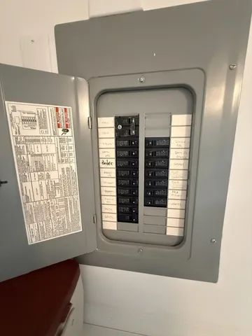 $349,999 | 85 Camelot Drive, Unit 118, Worcester, MA 01602