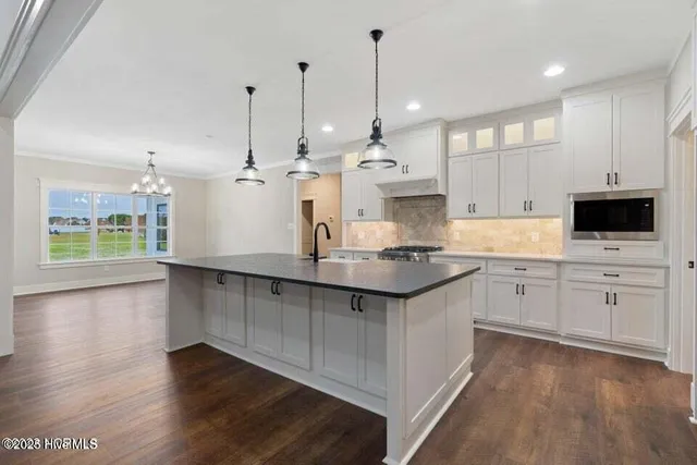 $775,000 | 5494 Tar Island Drive, Rocky Mount, NC 27803