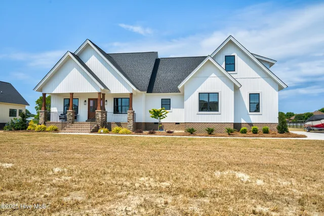 $775,000 | 5494 Tar Island Drive, Rocky Mount, NC 27803