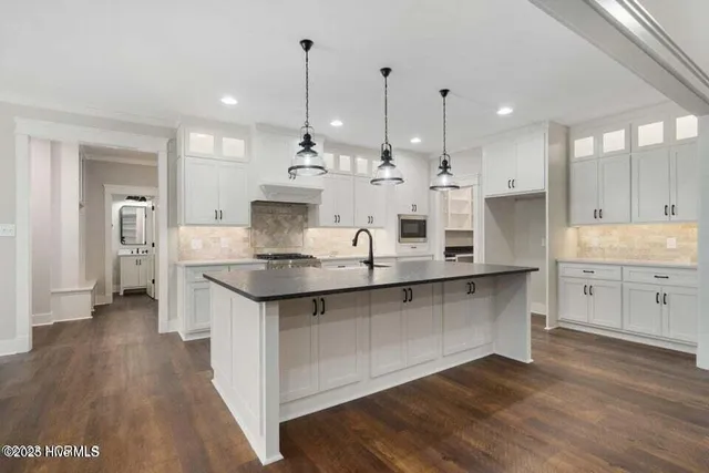 $775,000 | 5494 Tar Island Drive, Rocky Mount, NC 27803