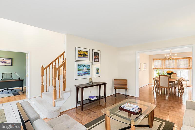 8006 Craddock Road Greenbelt, MD 20770 - Photo 23 of 30 Family Room