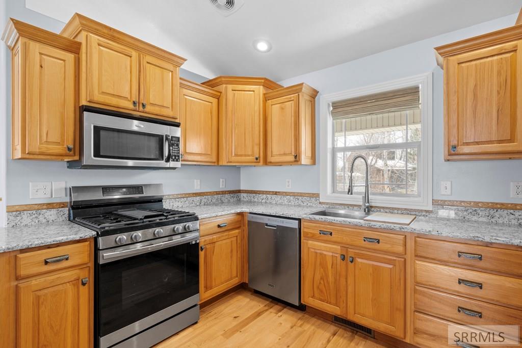 200 West Commons Road Idaho Falls, ID 83401 - Photo 13 of 64
