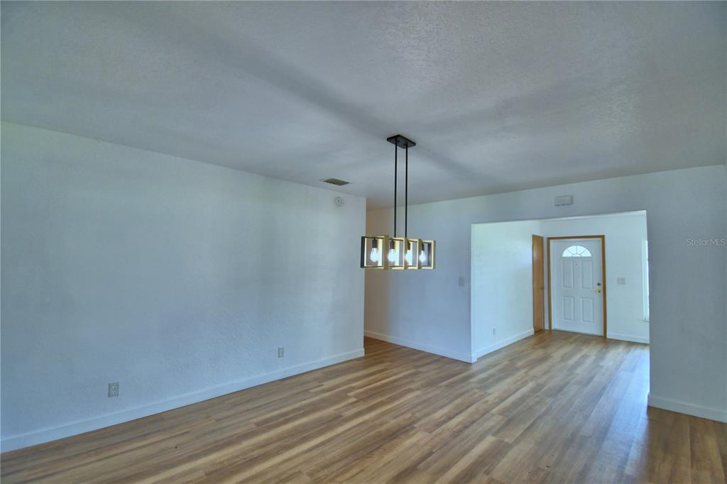 1380 Lucerne Loop Road Northeast Winter Haven, FL 33881 - Photo 8 of 68 Gallery Image 8