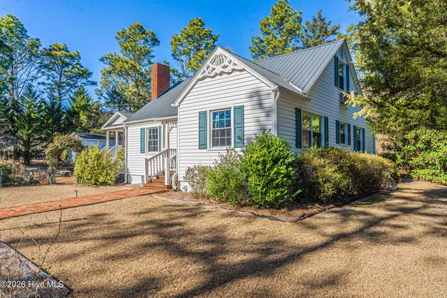 $1,950 | 435 West Baltimore Avenue, Pinebluff, NC 28373