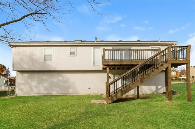 $2,235 | 1609 Johnston Drive, Raymore, MO 64083