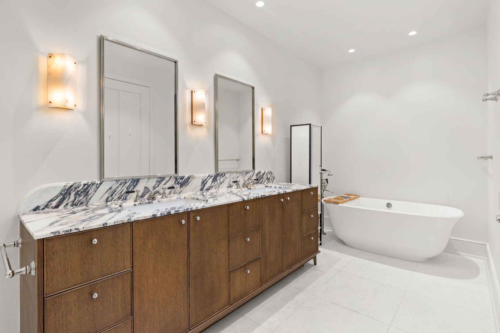 21 North May Street, Unit 405 Chicago, IL 60607 - Photo 13 of 24