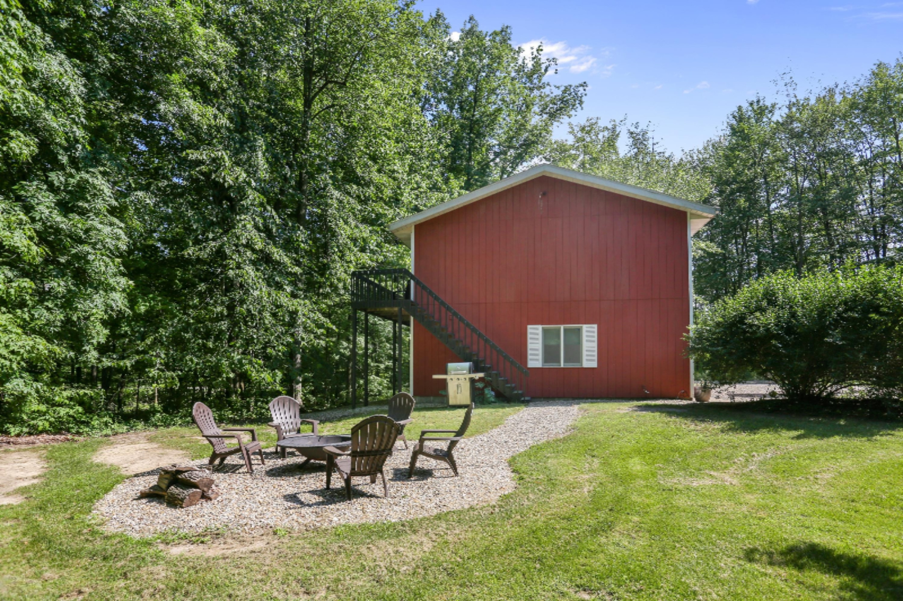8111 Kruger Road Three Oaks, MI 49128 - Photo 20 of 32 19_8111KrugerRd_27_SideYard_HiRes