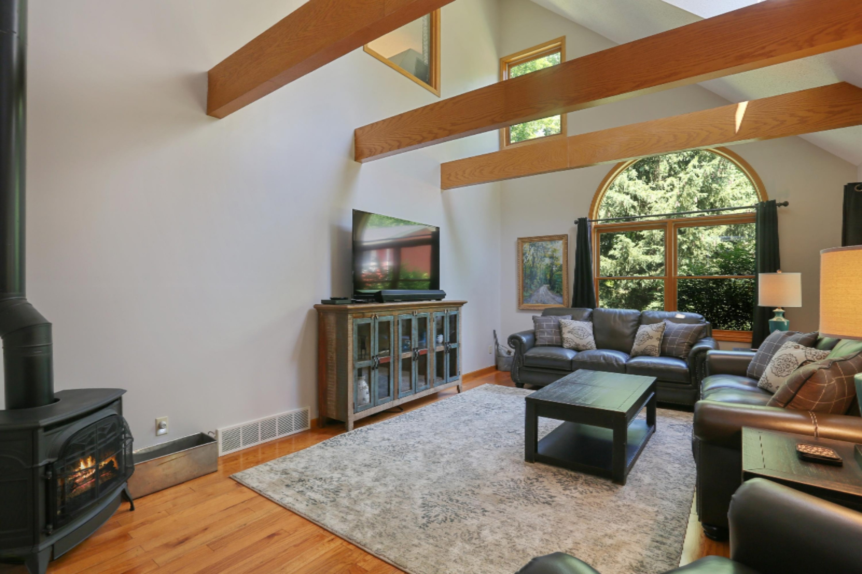8111 Kruger Road Three Oaks, MI 49128 - Photo 4 of 32 02_8111KrugerRd_1_LivingRoom_HiRes