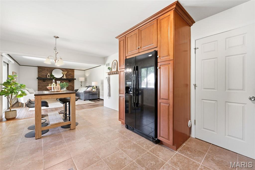 4733 Ambs Road St. Louis, MO 63128 - Photo 8 of 44 Gallery Image 8