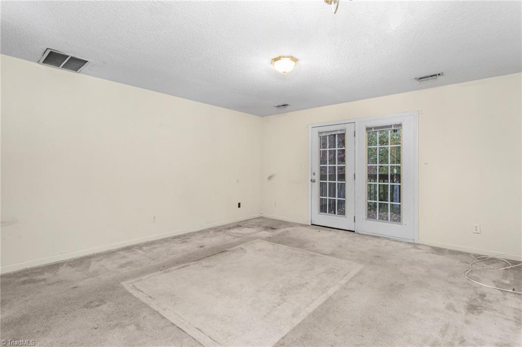 936 South Fifth Street Mebane, NC 27302 - Photo 8 of 27