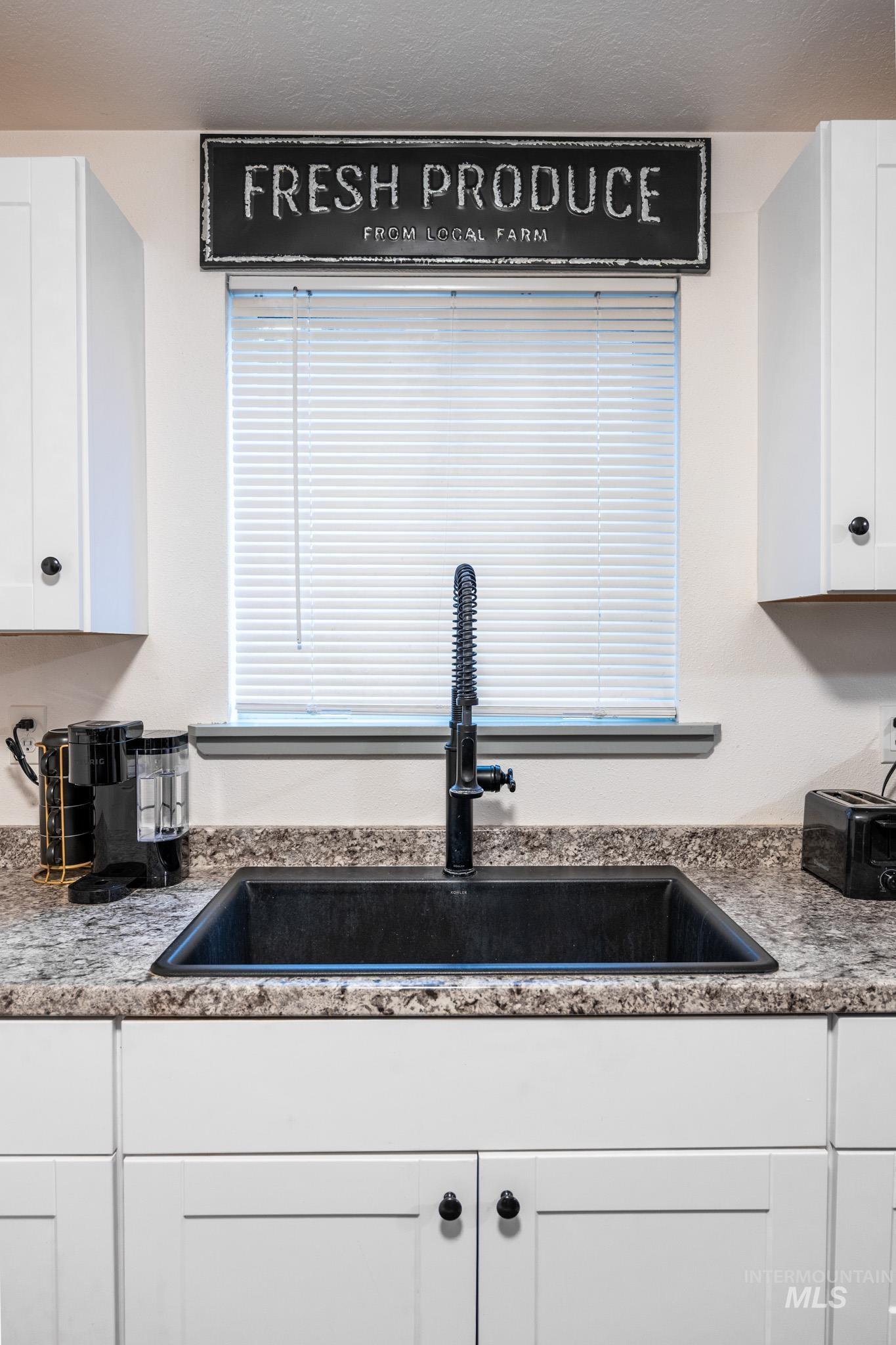 271 Northwest 7th Street Ontario, OR 97914 - Photo 11 of 32