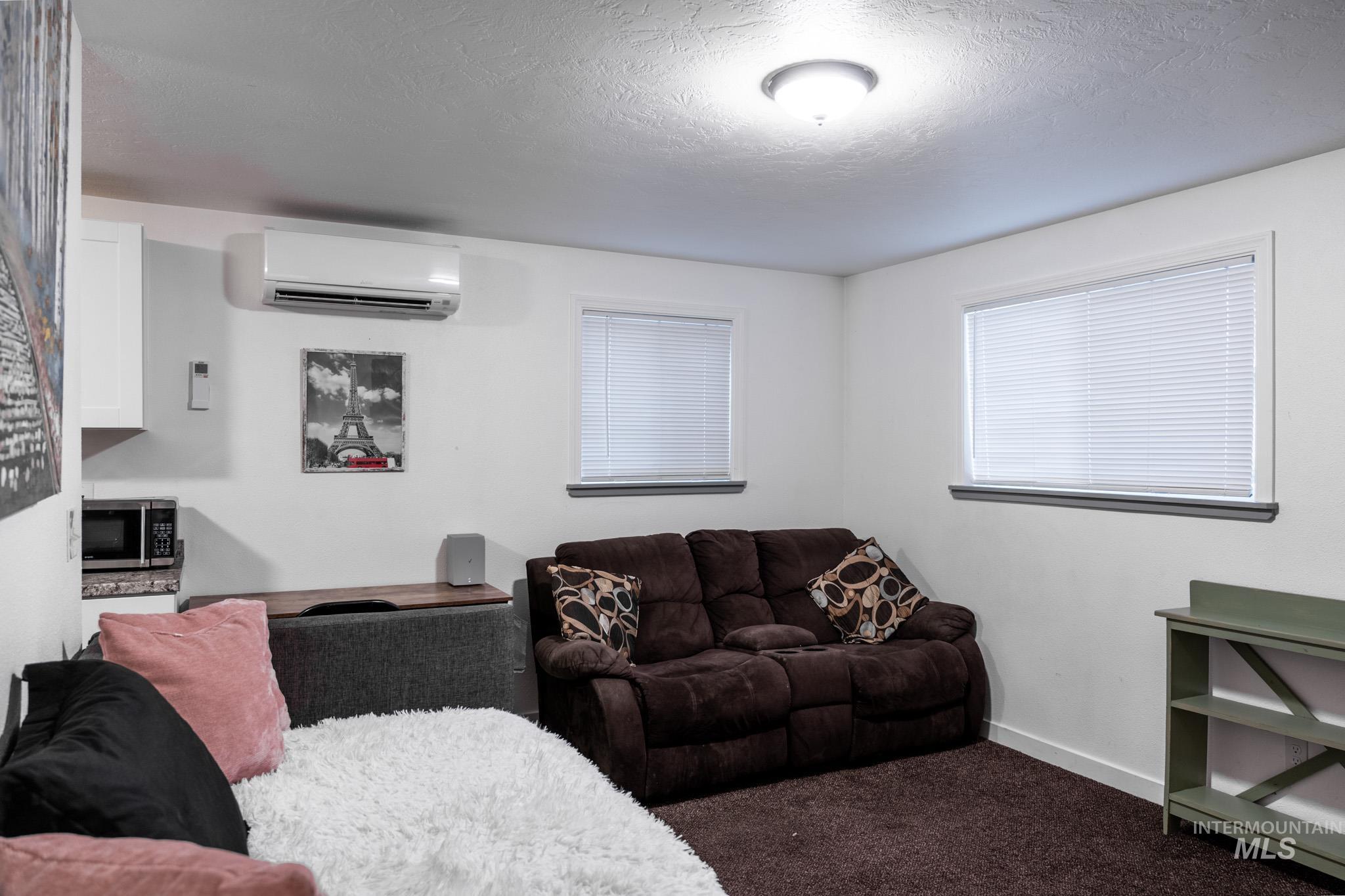 271 Northwest 7th Street Ontario, OR 97914 - Photo 13 of 32