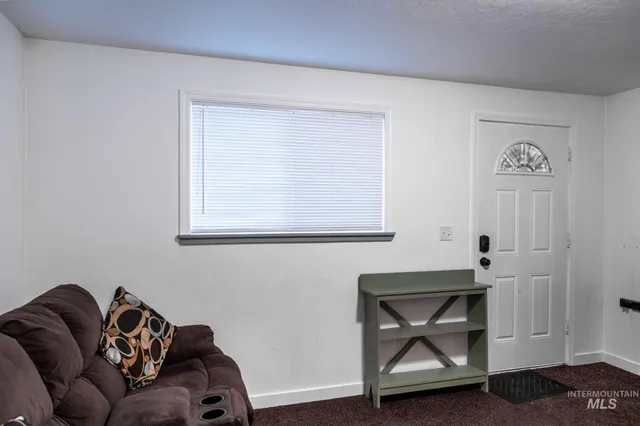 $319,000 | 271 Northwest 7th Street, Ontario, OR 97914