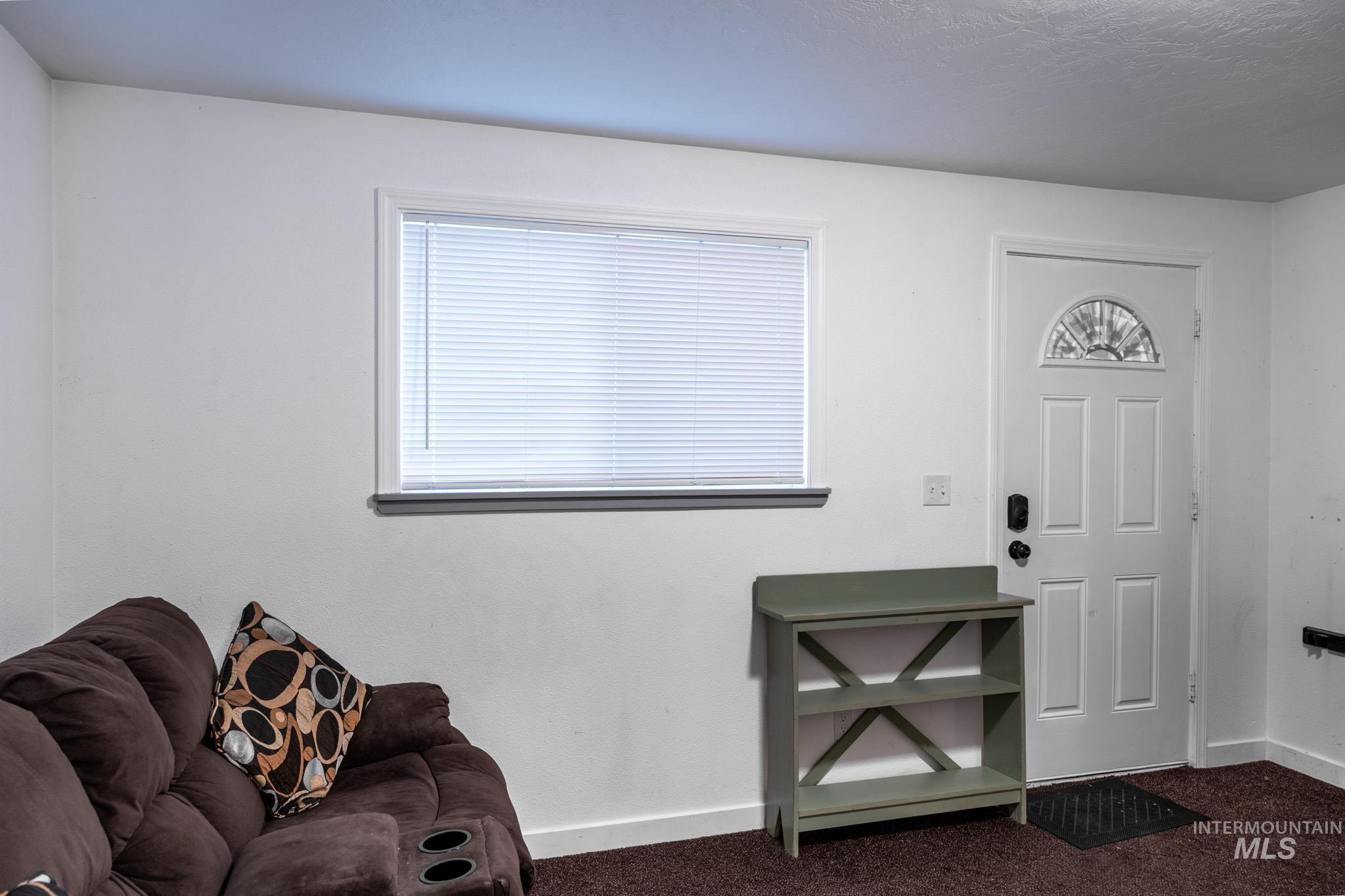 271 Northwest 7th Street Ontario, OR 97914 - Photo 18 of 32