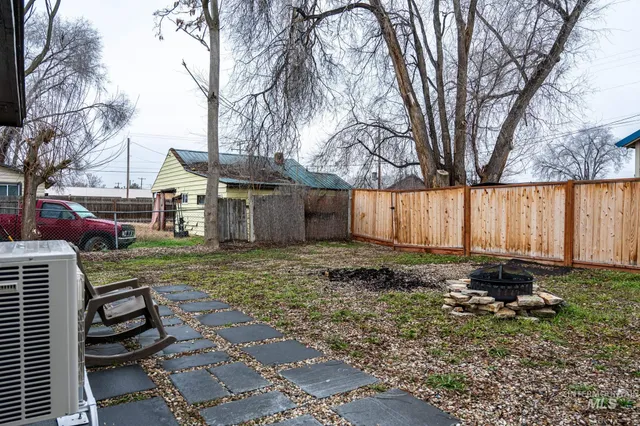 $319,000 | 271 Northwest 7th Street, Ontario, OR 97914