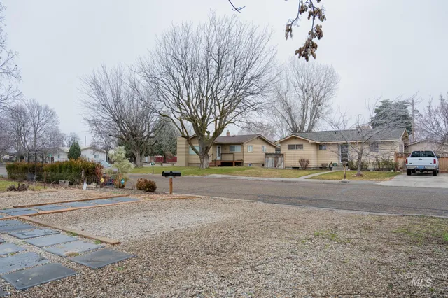 $319,000 | 271 Northwest 7th Street, Ontario, OR 97914