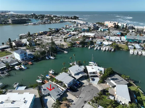 $2,300 | 508 129th Avenue East, Madeira Beach, FL 33708