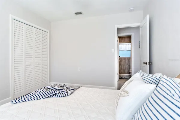 $2,300 | 508 129th Avenue East, Madeira Beach, FL 33708