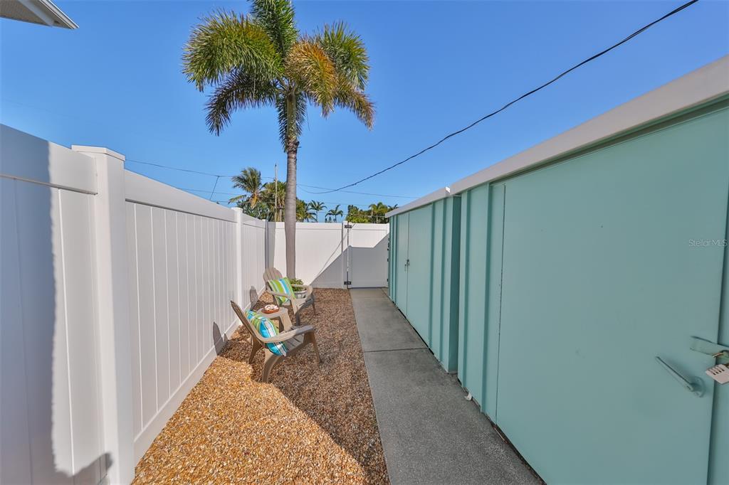 508 129th Avenue East Madeira Beach, FL 33708 - Photo 25 of 42